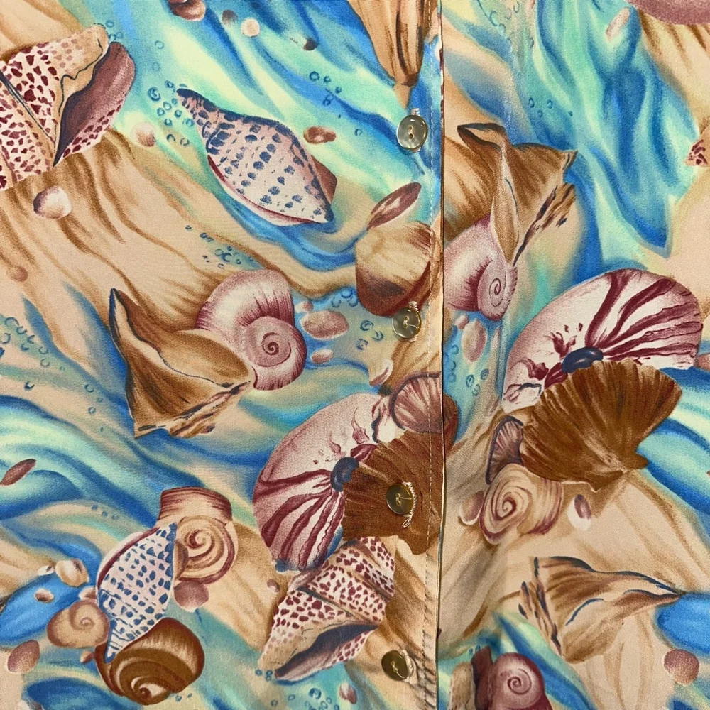 Maggie Sweet Vintage Women’s Button Down Shirt Size L Beige Blue Shell Print - Picture 5 of 10